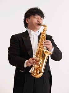 スティーブ・チェイ/崔師碩(Saxophone )